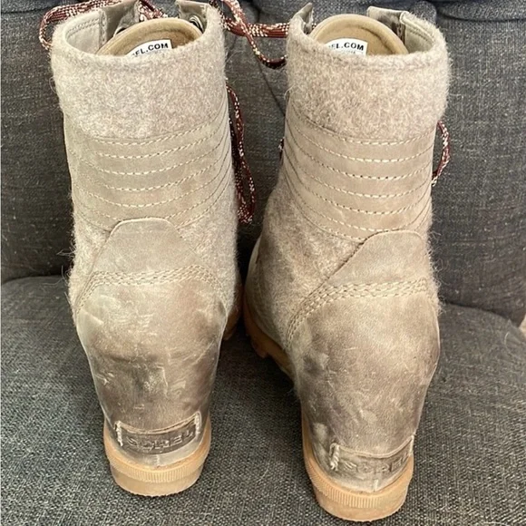 Sorel Women's Tan Lace-Up Boots - Picture 2 of 7